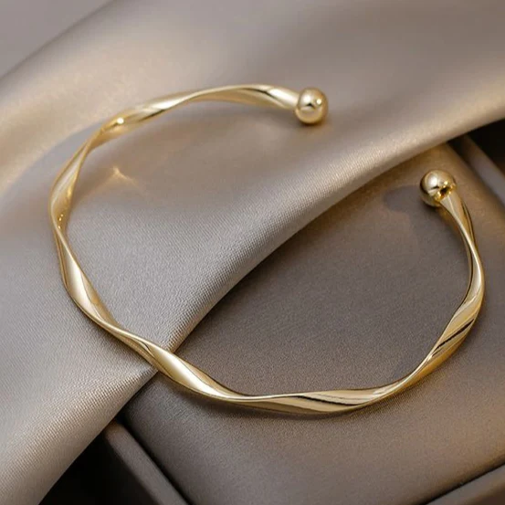 Marisol | Pulsera Dorada Elegante