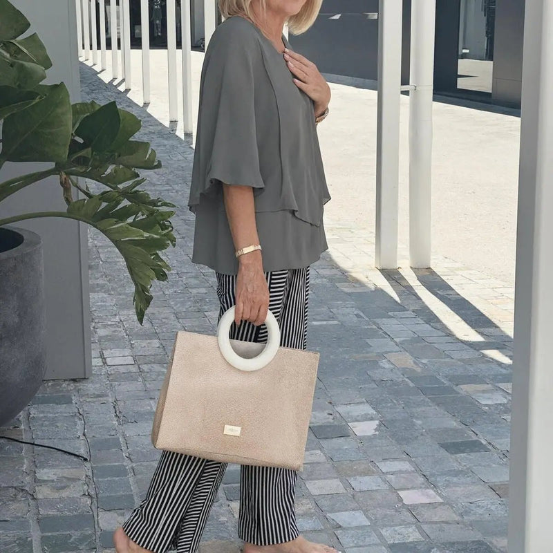 Renée | Conjunto Gris Cuello Redondo - Elena Duval