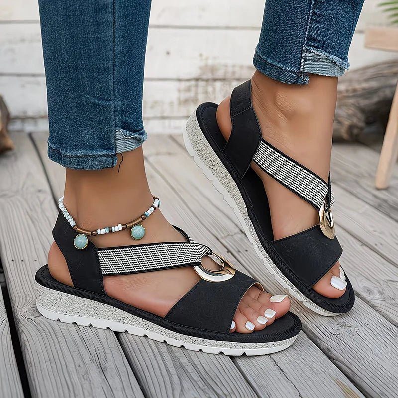 Selene | Sandalias Planas con Hebilla - Elena Duval