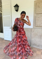 Catarina | Vestido Maxi Asimétrico con Estampado Abstracto