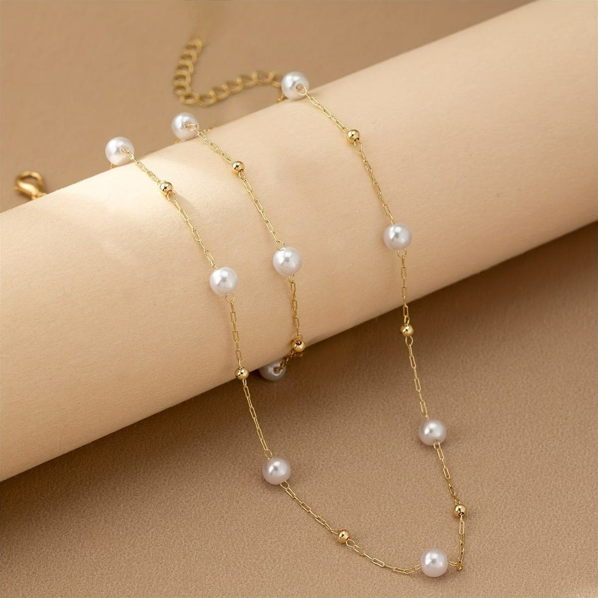 Conjunto Delicado de Cadena con Perlas