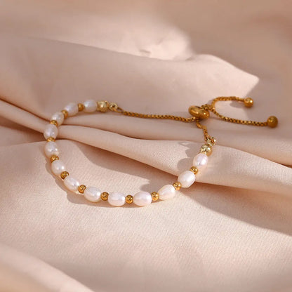 Pulsera de Perlas en Tono Dorado