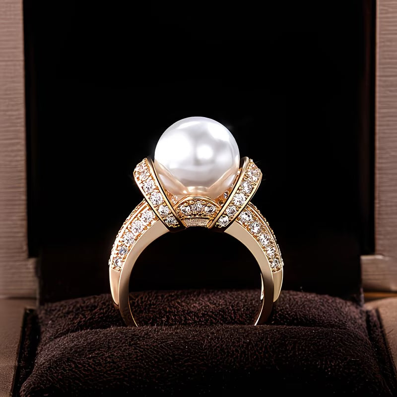 Anillo Crown de Tres Perlas