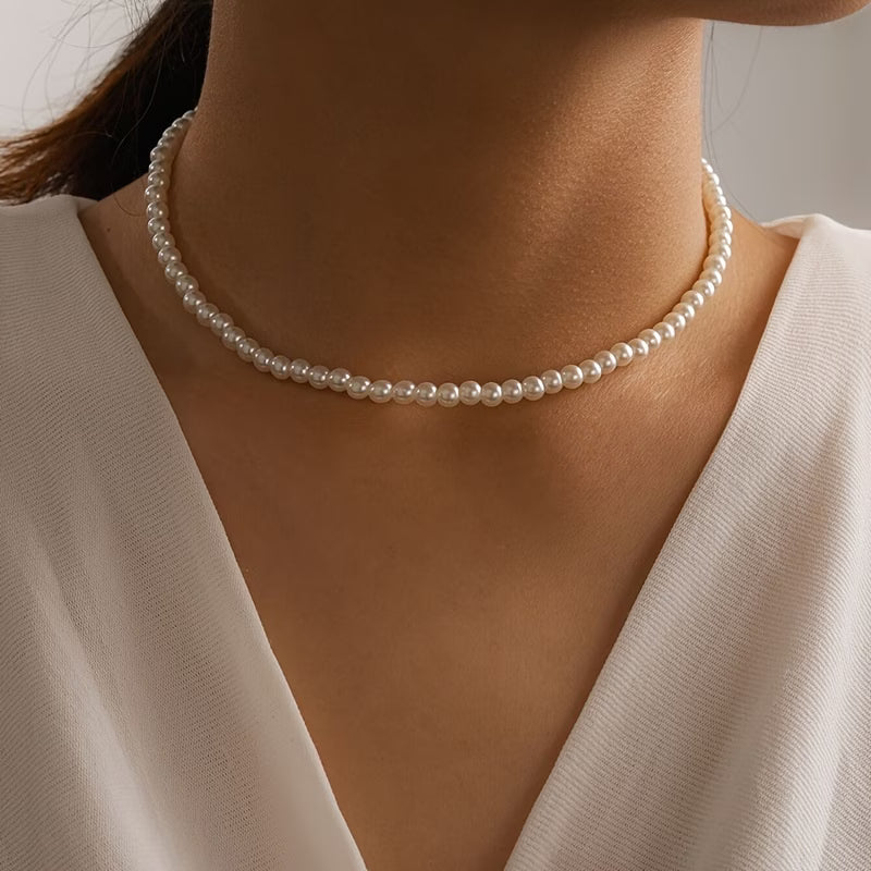 Collar Elegante de Perlas