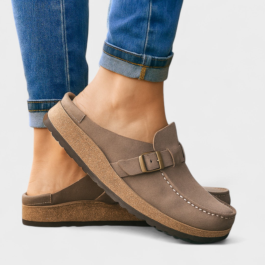 Inês | Mocasines de Ante con Hebilla
