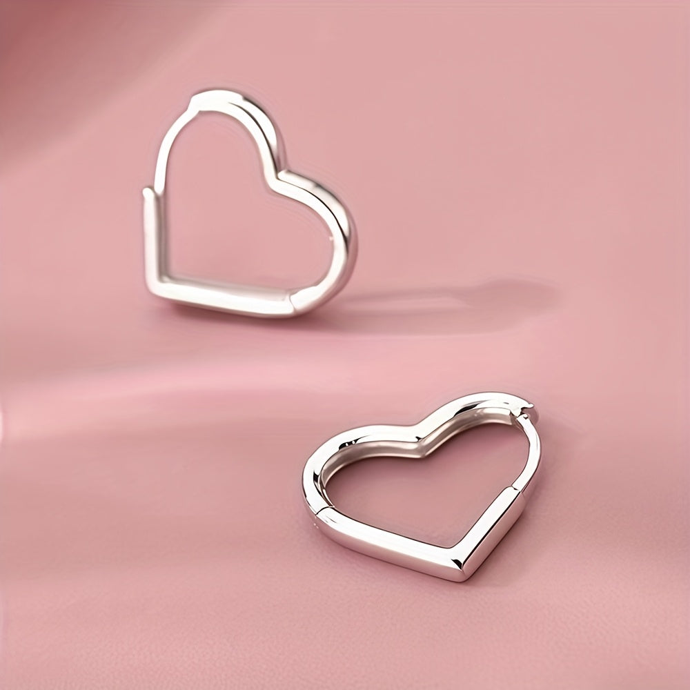 Pilar | Pendientes Dorados en Forma de Corazón de Acero Inoxidable
