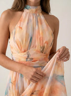 Esther - Vestido Halter con Estampado Acuarela ElenaDuval