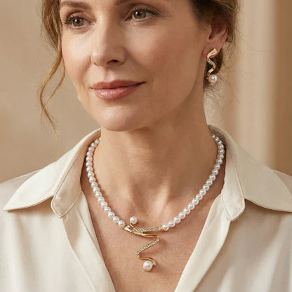 Almudena | Set de Collar y Pendientes con Perlas