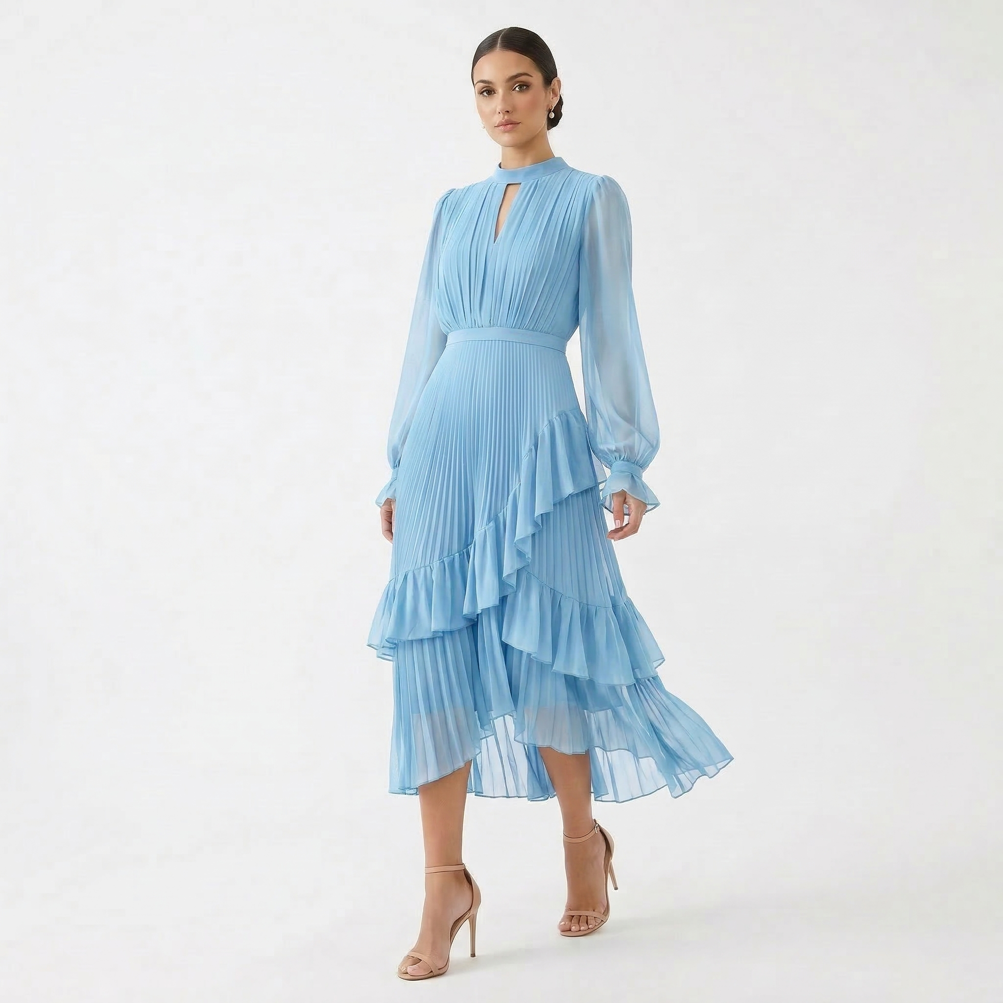 Mariana | Vestido Plisado con Mangas Fluidas y Volantes Asimétricos