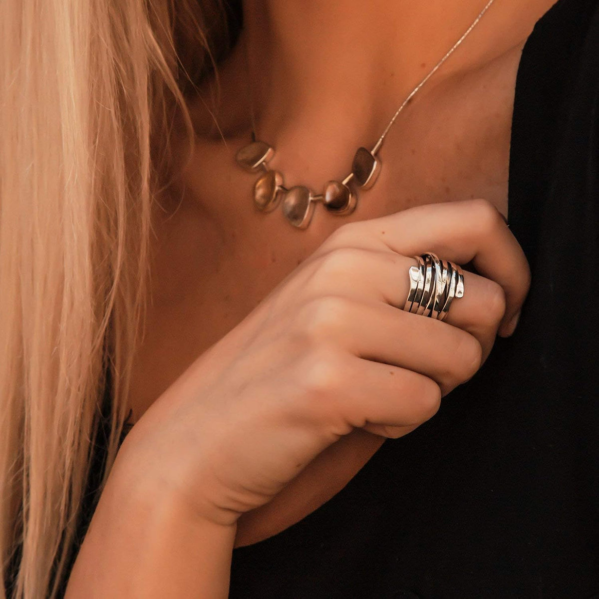 Teresa | Anillo Vintage Elegante en Tono Plateado