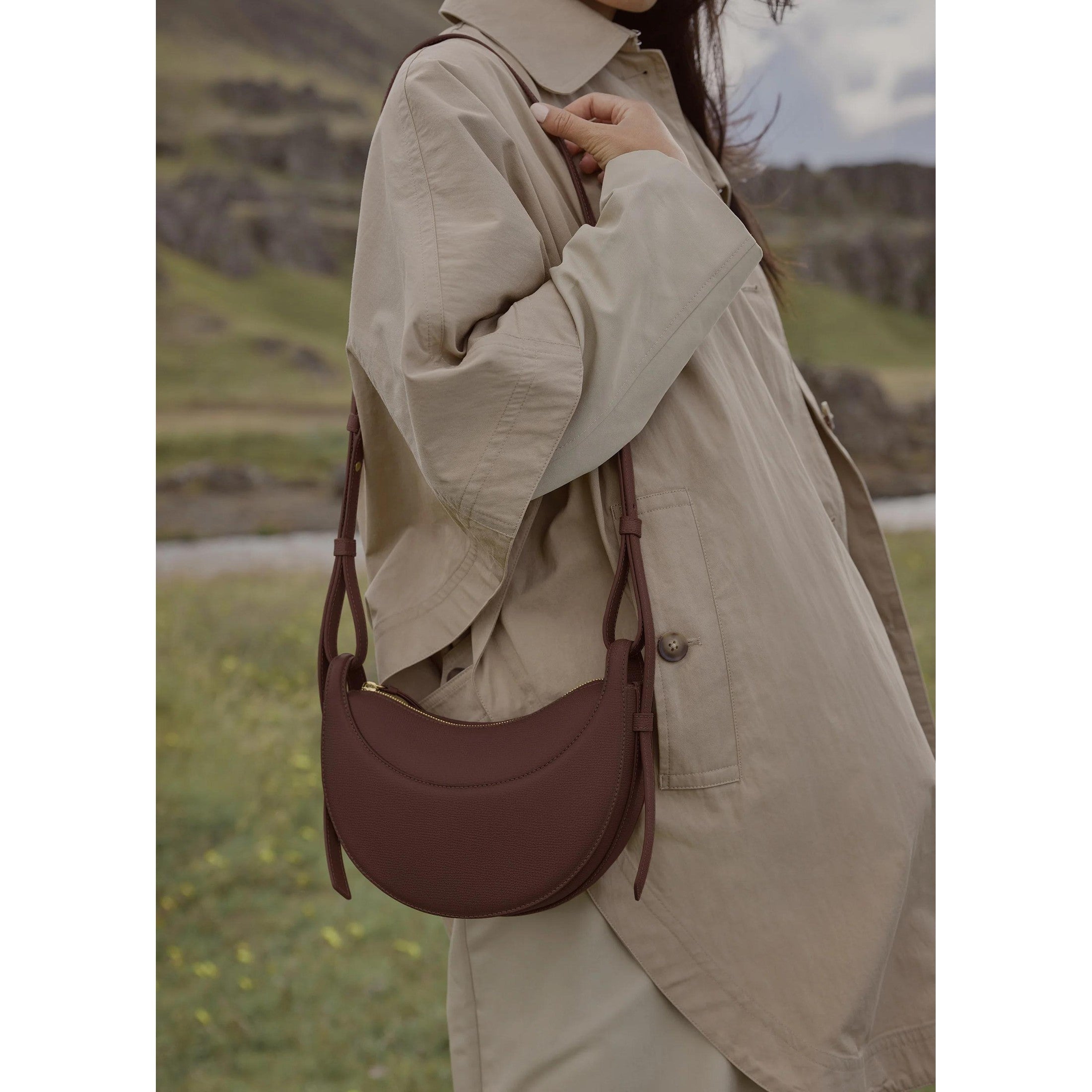 Amara | Bolso Hobo de Media Luna