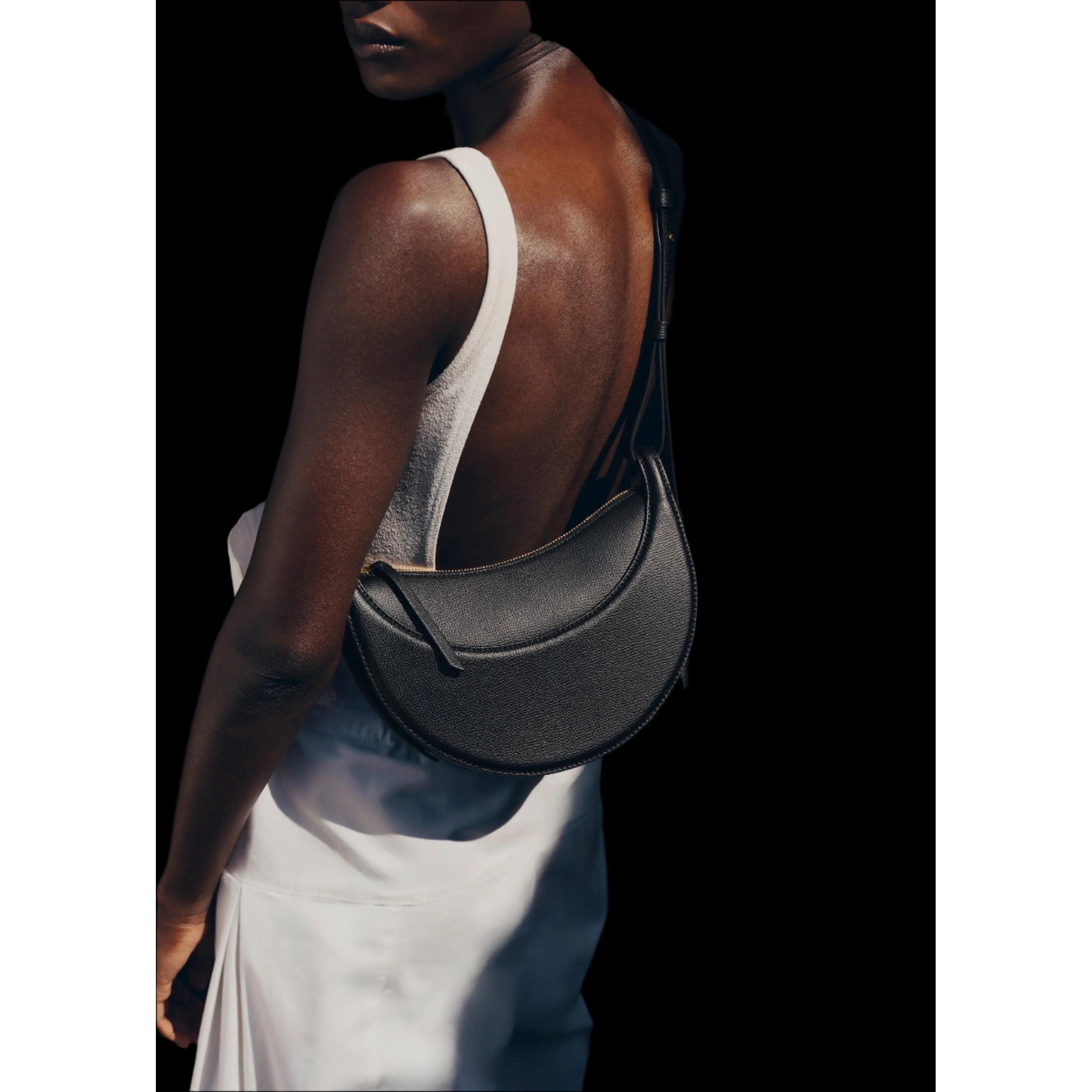 Amara | Bolso Hobo de Media Luna