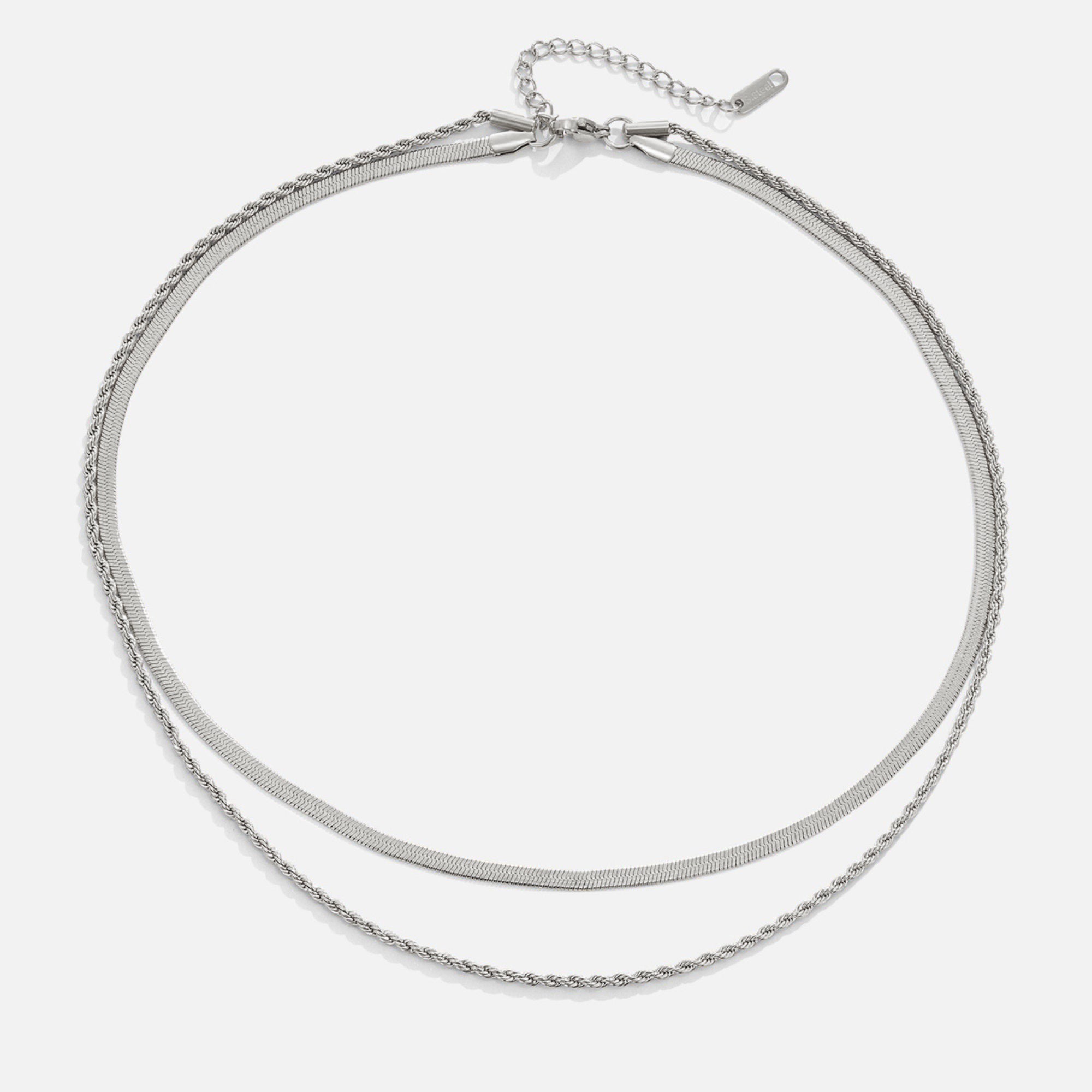 Amalia – Collana dorata con pendente geometrico