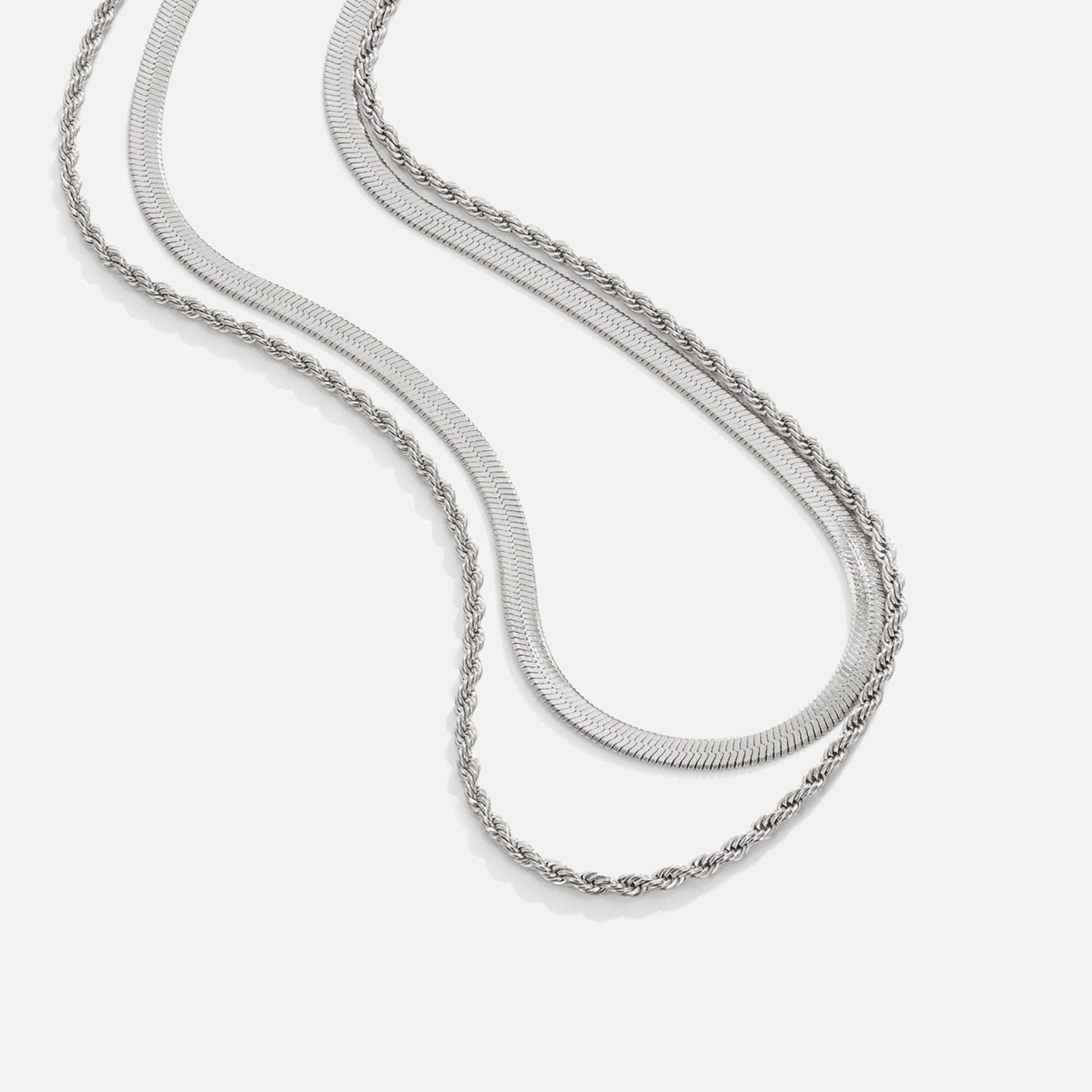 Amalia – Collana dorata con pendente geometrico