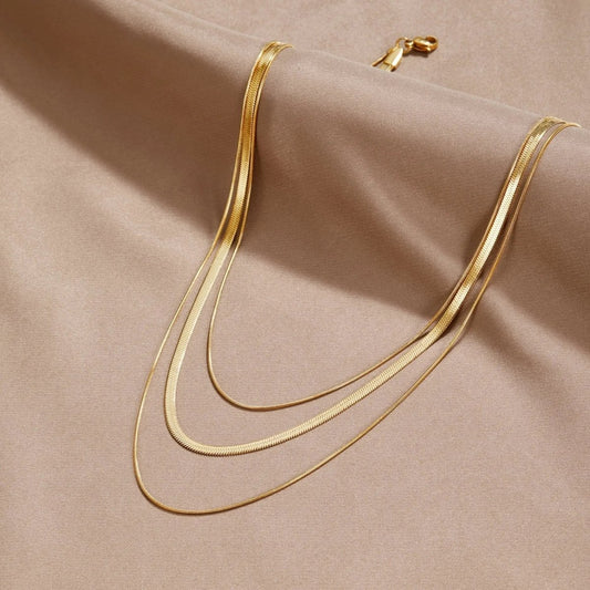 Antonie | Collar Multicapa Dorado Elegante - Elena Duval