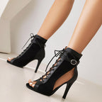Alice | Botins de Salto Fino com Atacadores