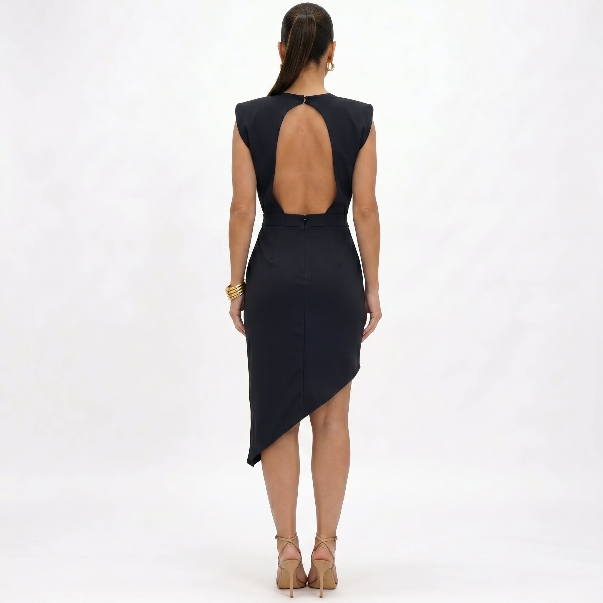 Aurora | Vestido Asimétrico con Hombros Estructurados