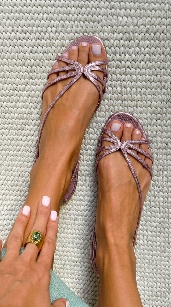 Ginevra | Sandalias Doradas Elegancia de Verano - Elena Duval