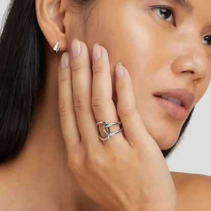 Helena | Anillo de Plata Curvado - Elena Duval
