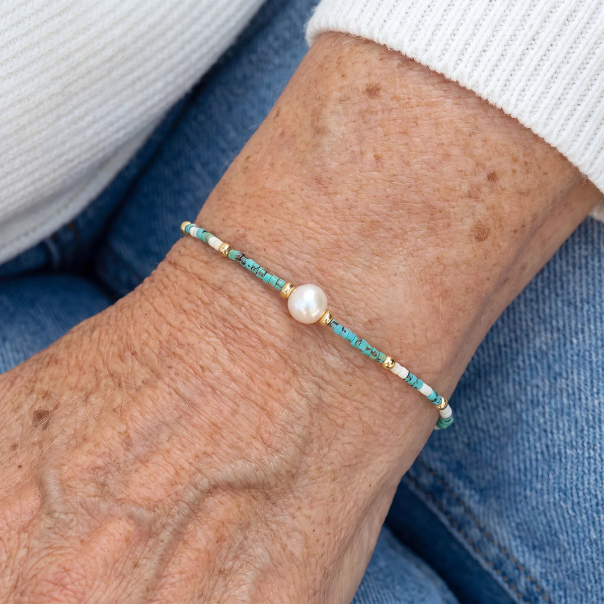 Pulsera Minimal de Perlas y Turquesa