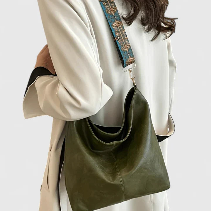 Ragnelle™ | Shoulder Bag with Unique Character