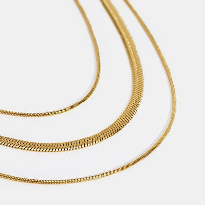 Karoline | Collar Dorado con Piedra Elegante - Elena Duval
