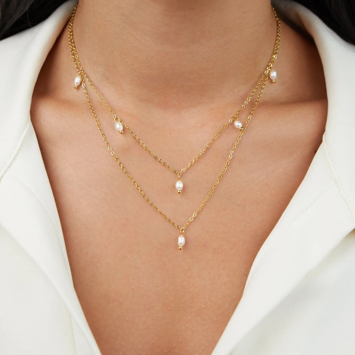 Larisa | Collar Doble con Colgante en V - Elena Duval
