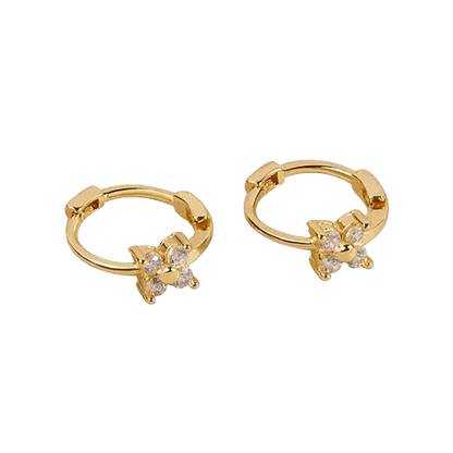 Melanie – Pendientes finos en oro con una delicada textura. - Elena Duval