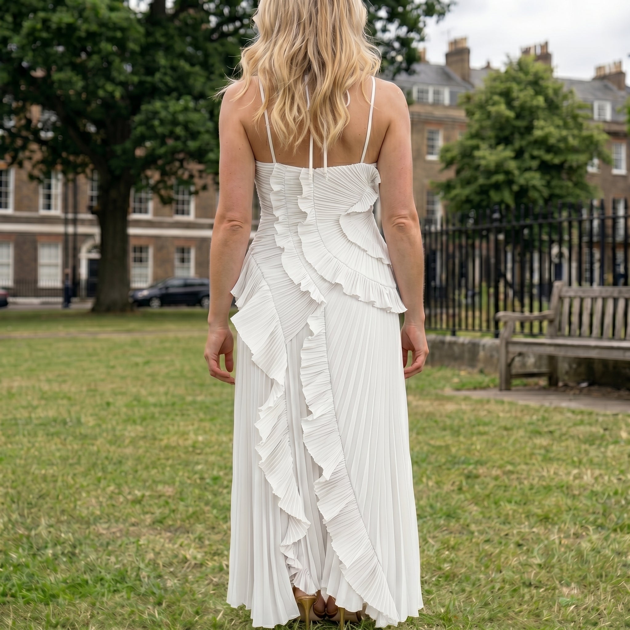 Leonor | Vestido Plisado con Volantes Elegante