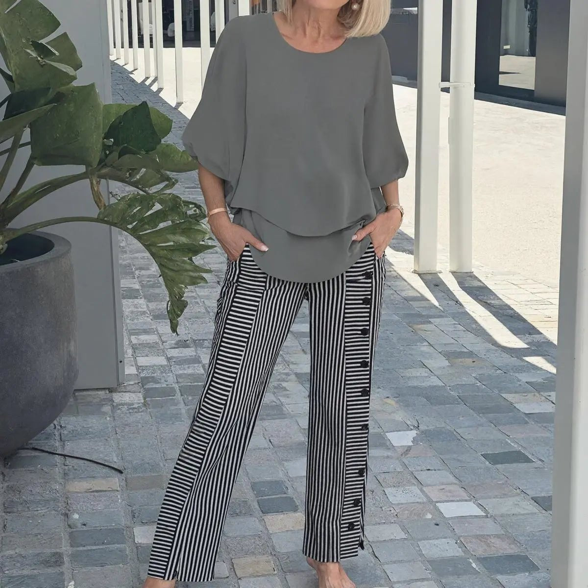 Renée | Conjunto Gris Cuello Redondo - Elena Duval