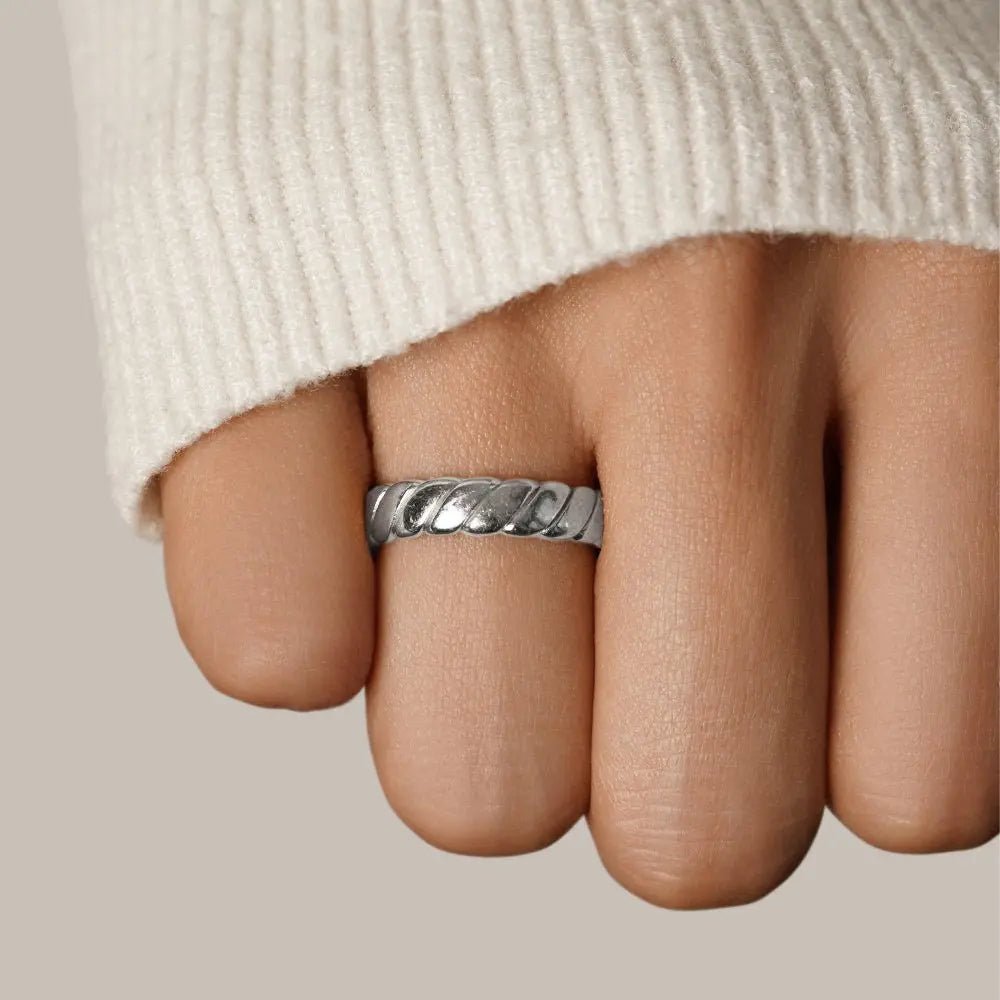 Sabina | Anillo Trenzado de Plata - Elena Duval