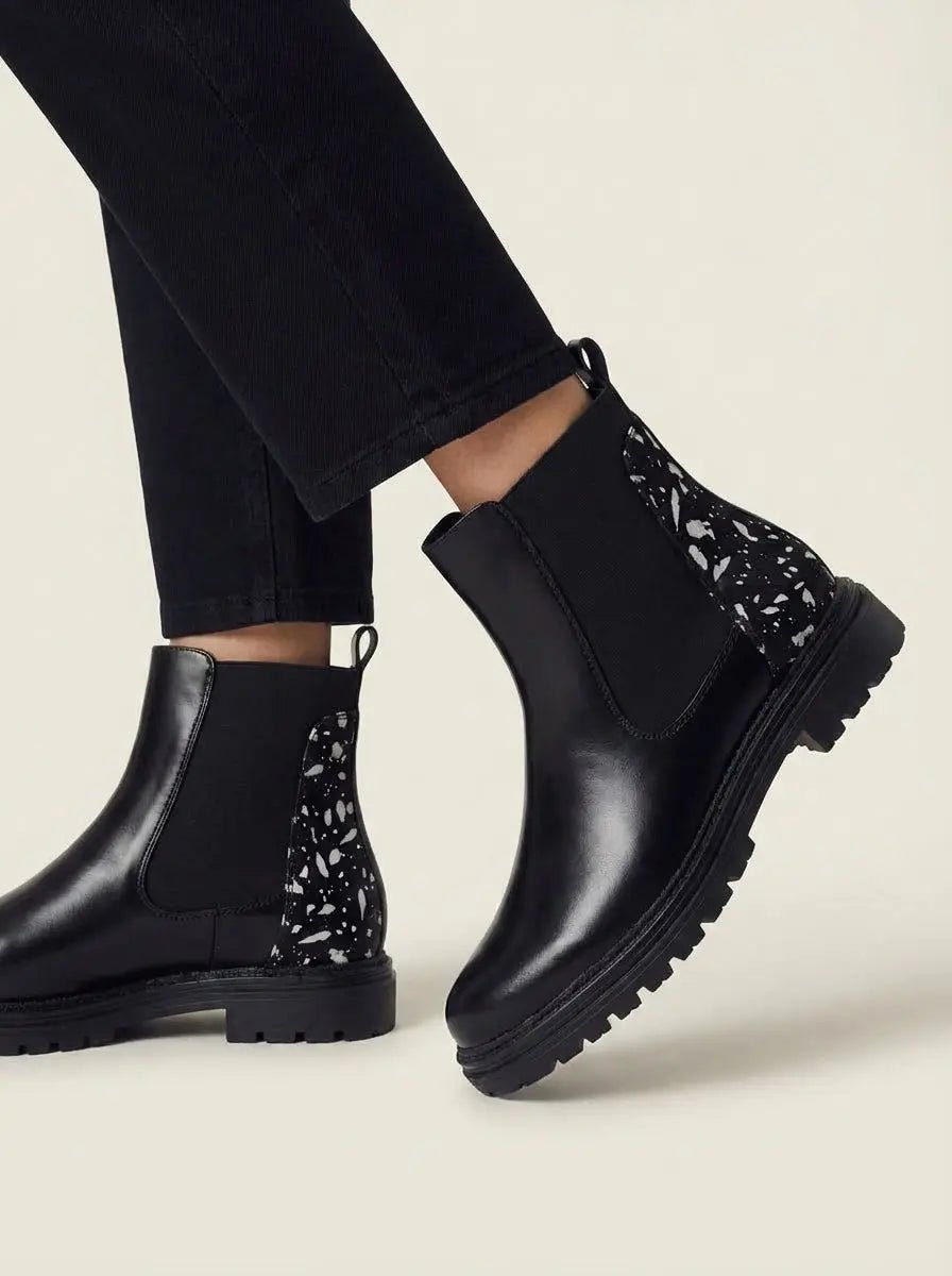 Sofía | Botas Chelsea Negras con Leopardo - Elena Duval