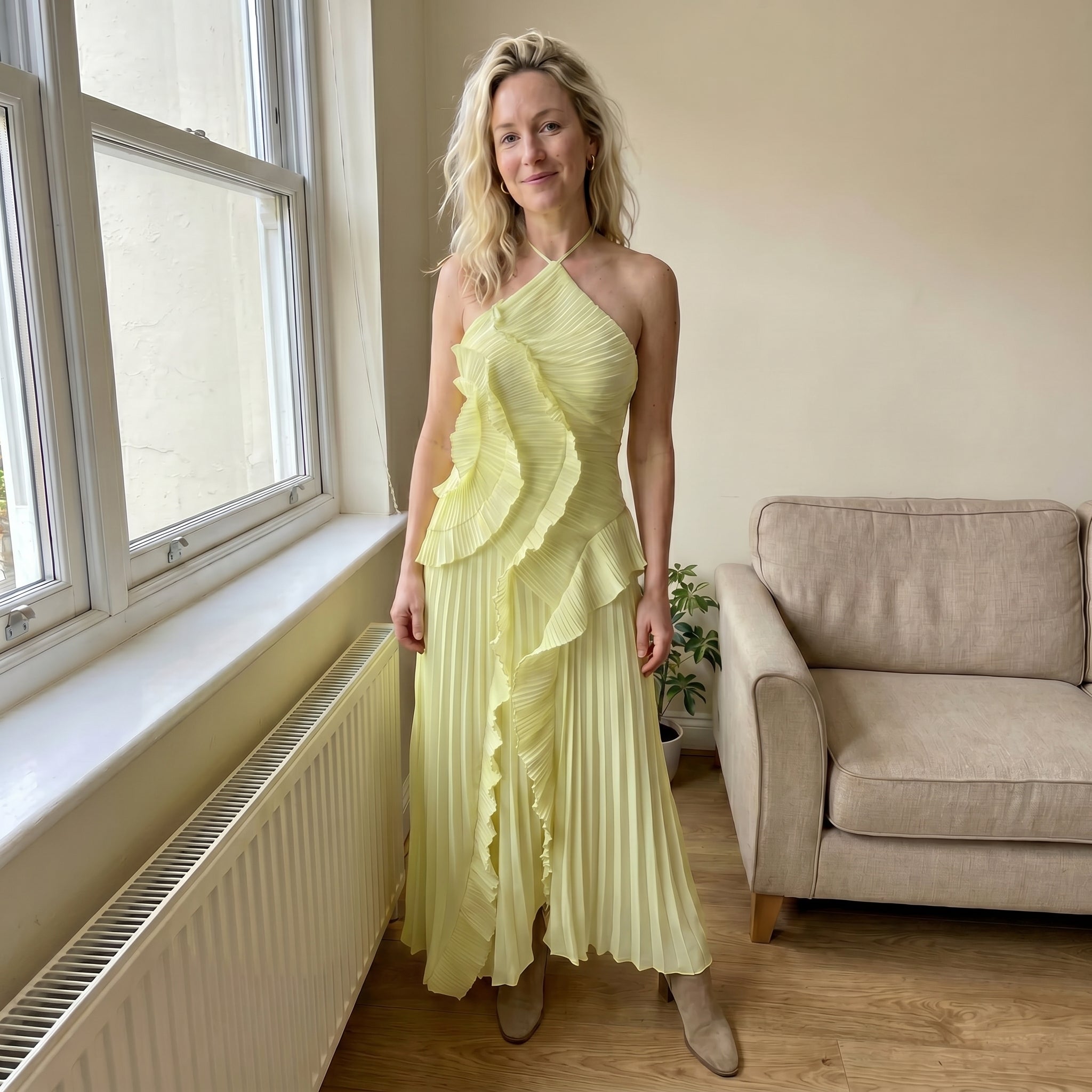 Leonor | Vestido Plisado con Volantes Elegante